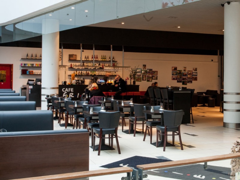 Cafe Best Friend METROPOL Cafe Best Friend METROPOL